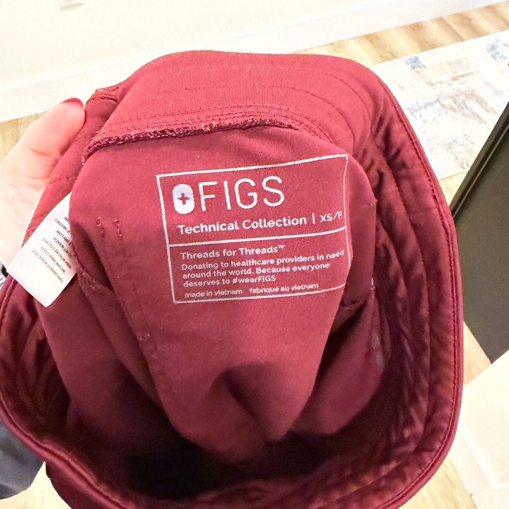 Figs scrubs - Picture 7 of 7